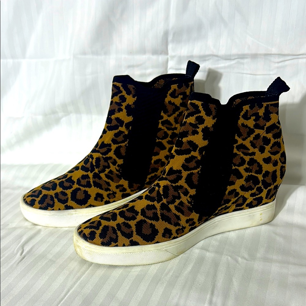 Mi amor, leopard knit, pull on sneakers, size 8, black and brown